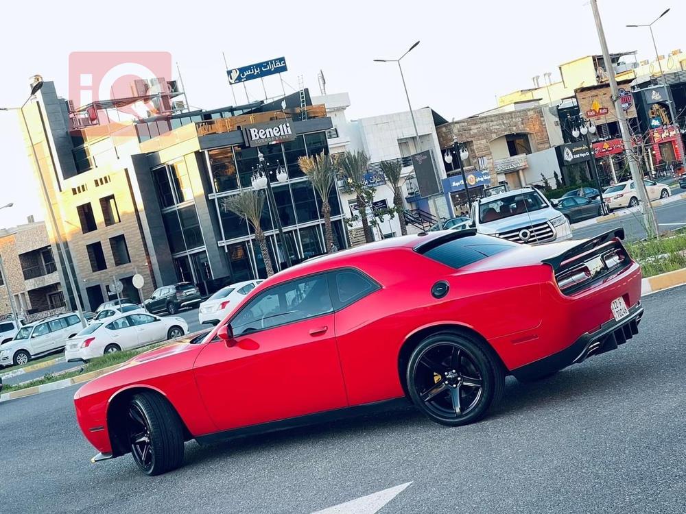 Dodge Challenger